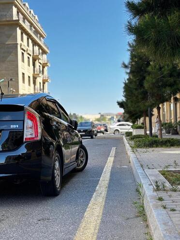 Toyota Prius 2013, 421,648 km - 1.8 l - Bakı