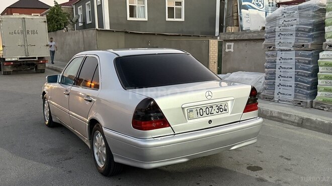 Mercedes C 220 d 1998, 389,000 km - 2.2 l - Bakı