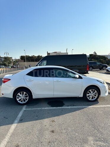 Toyota Corolla 2013, 257,000 km - 1.6 l - Bakı