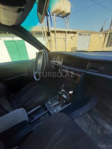 Mercedes 190 1993, 765,000 km - 2.0 л - Xudat
