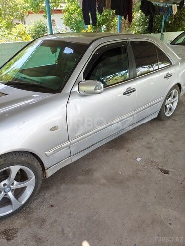 Mercedes E 320 1996, 495,000 km - 3.2 l - İmişli