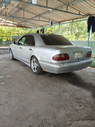 Mercedes E 320 1996, 495,000 km - 3.2 l - İmişli