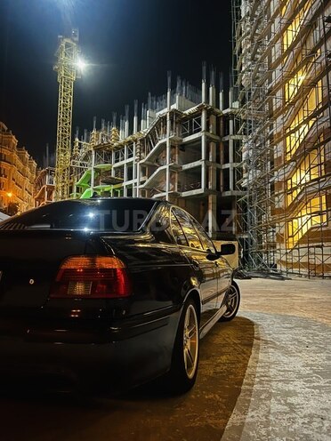 BMW 528 1999, 378,000 km - 2.8 l - Bakı