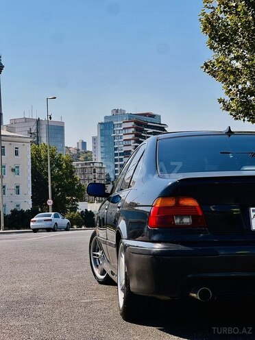 BMW 528 1999, 378,000 km - 2.8 l - Bakı