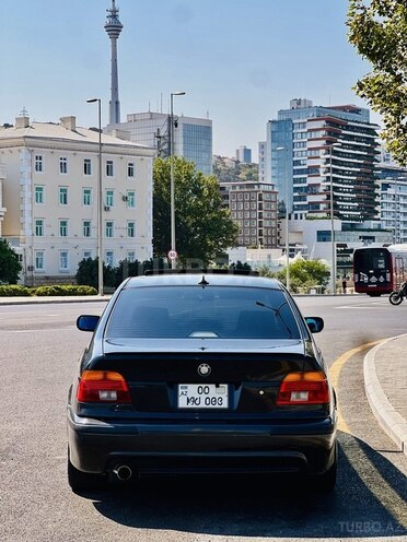 BMW 528 1999, 378,000 km - 2.8 l - Bakı