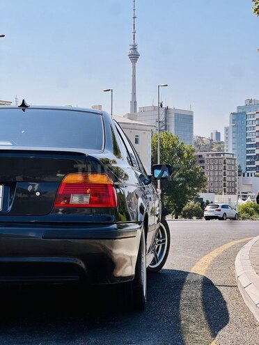 BMW 528 1999, 378,000 km - 2.8 l - Bakı