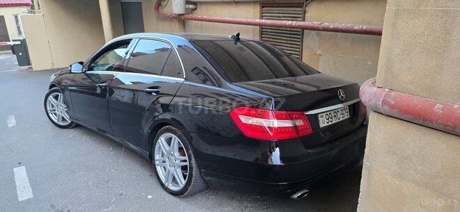 Mercedes E 180 2012, 260,000 km - 1.8 л - Bakı