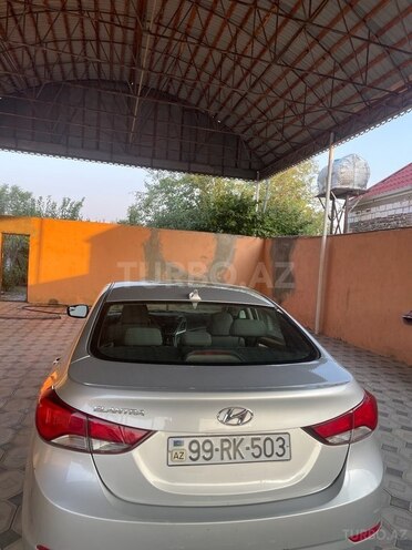 Hyundai Elantra 2014, 70,000 km - 1.8 l - Qazax