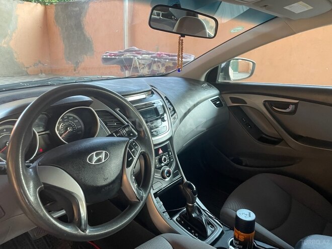 Hyundai Elantra 2014, 70,000 km - 1.8 l - Qazax