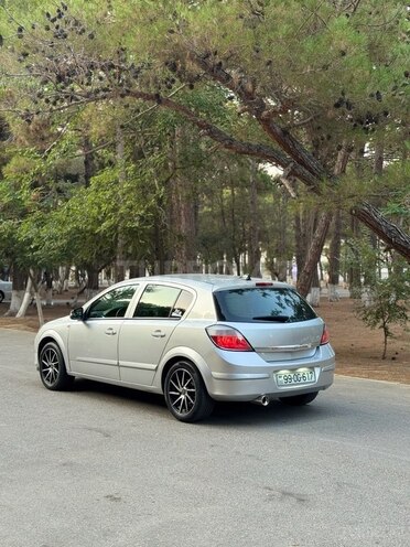Opel Astra 2006, 262,000 km - 1.4 l - Bakı