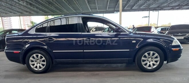 Volkswagen Passat 2003, 195,422 km - 1.8 l - Gəncə
