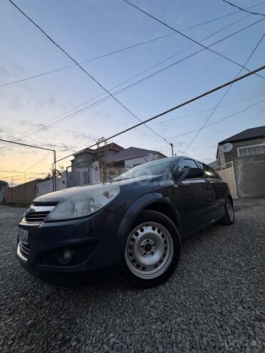 Opel Astra 2008, 220,000 km - 1.4 l - Sumqayıt