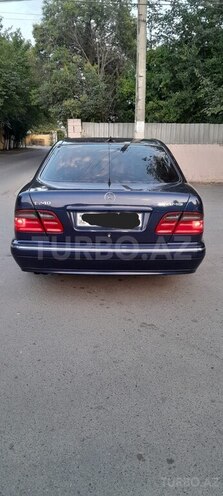 Mercedes E 240 2000, 325,000 km - 2.4 l - Beyləqan