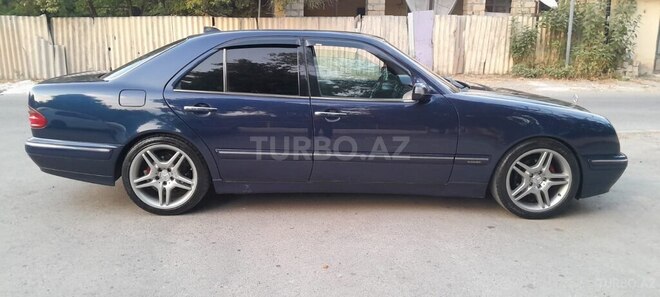 Mercedes E 240 2000, 325,000 km - 2.4 l - Beyləqan