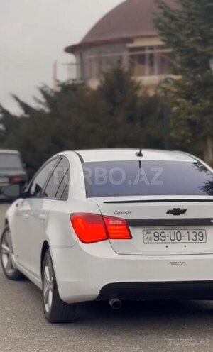 Chevrolet Cruze 2013, 370,000 km - 1.4 l - Qusar