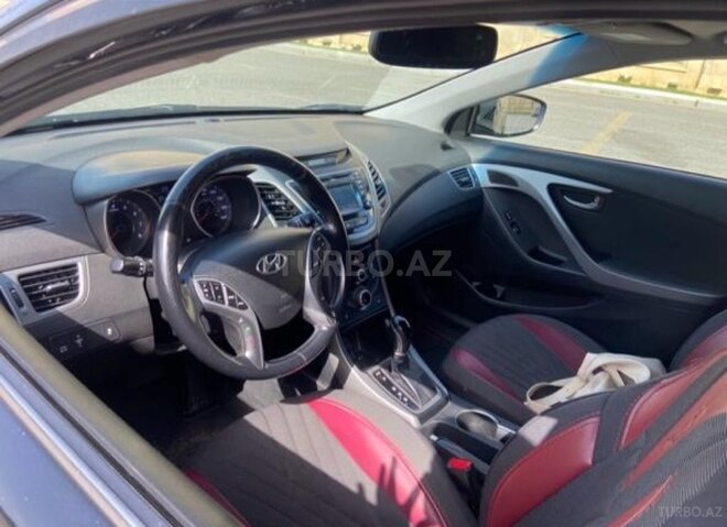 Hyundai Elantra 2015, 90,000 km - 1.8 l - Bakı