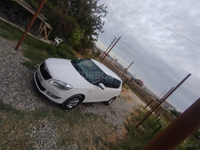 Skoda Fabia 2013, 215,000 km - 1.6 л - Bakı