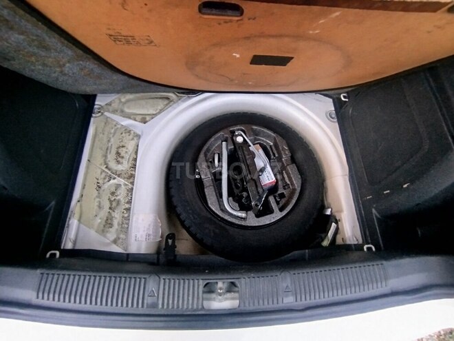 Skoda Fabia 2013, 215,000 km - 1.6 л - Bakı