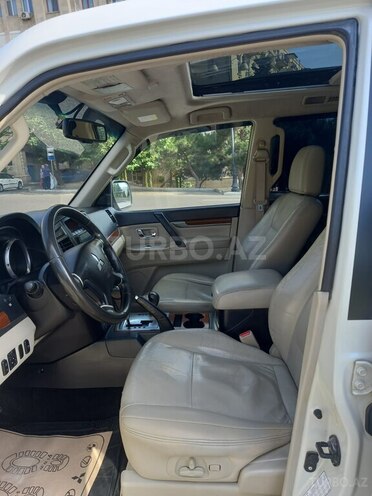Mitsubishi Pajero 2007, 298,000 km - 3.0 l - Bakı