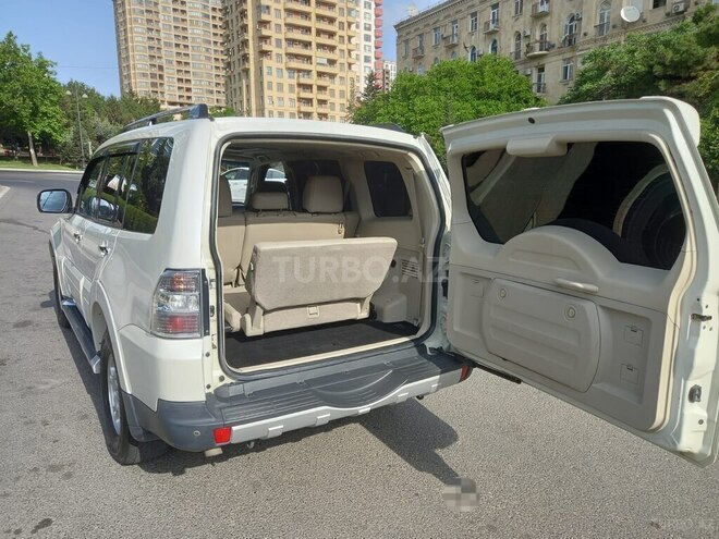 Mitsubishi Pajero 2007, 298,000 km - 3.0 l - Bakı