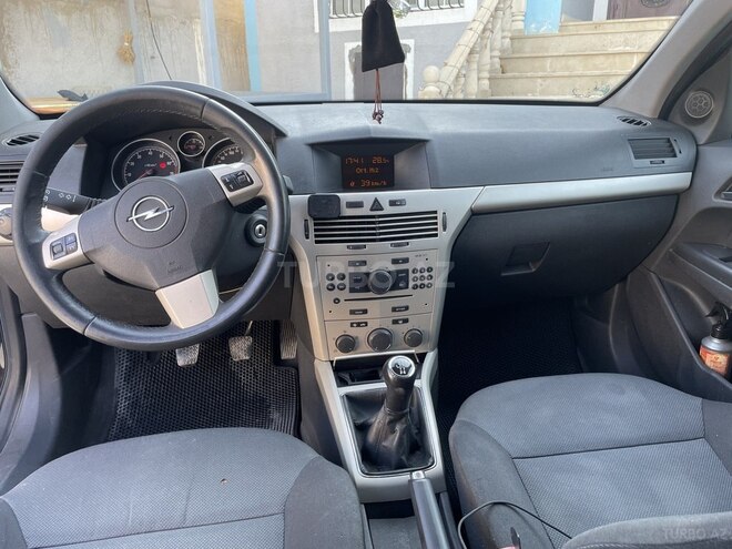 Opel Astra 2008, 220,000 km - 1.4 л - Bakı