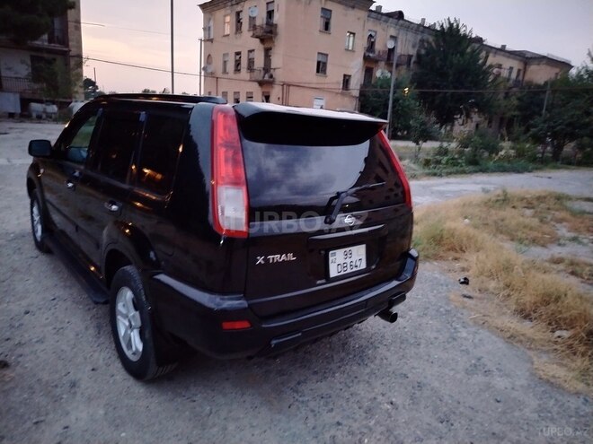 Nissan X-Trail 2001, 220,000 km - 2.0 l - Salyan