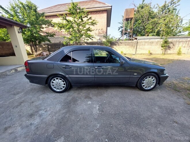 Mercedes C 220 1996, 524,042 km - 2.2 л - Lənkəran