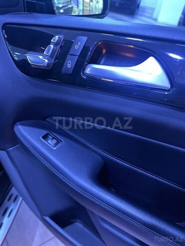 Mercedes  2018, 113,000 km - 3.0 l - Bakı