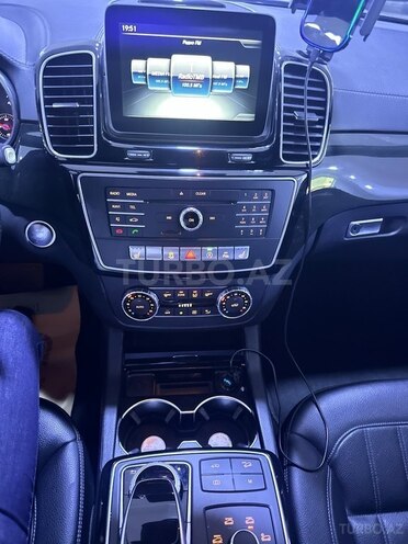 Mercedes  2018, 113,000 km - 3.0 l - Bakı