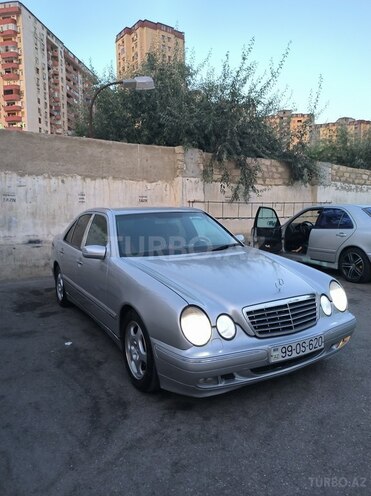 Mercedes E 270 2000, 500,000 km - 2.7 l - Bakı