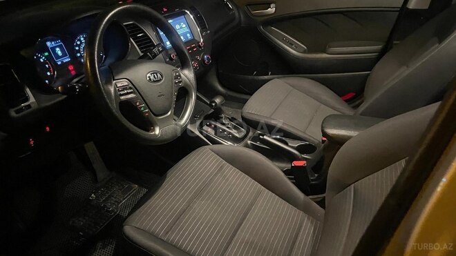 Kia Forte 2018, 180,000 km - 2.0 l - Bakı