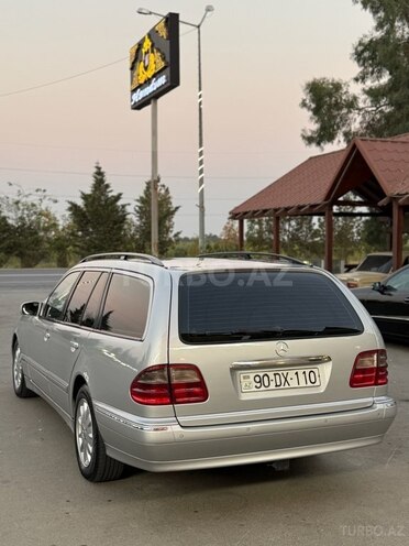 Mercedes E 270 2000, 450,000 km - 2.7 l - Yevlax