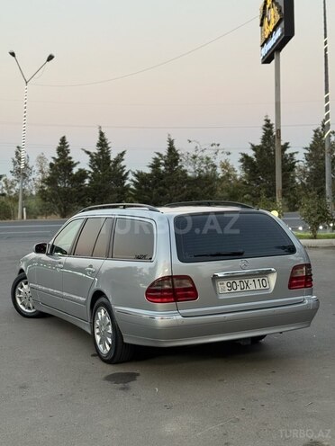 Mercedes E 270 2000, 450,000 km - 2.7 l - Yevlax