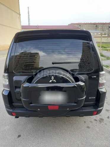 Mitsubishi Pajero 2007, 275,000 km - 3.0 l - Bakı
