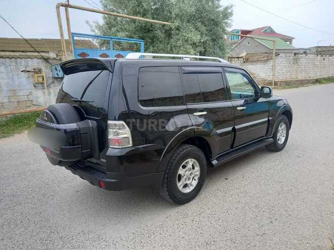 Mitsubishi Pajero 2007, 275,000 km - 3.0 l - Bakı