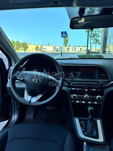 Hyundai Elantra 2019, 76,729 km - 2.0 l - Bakı