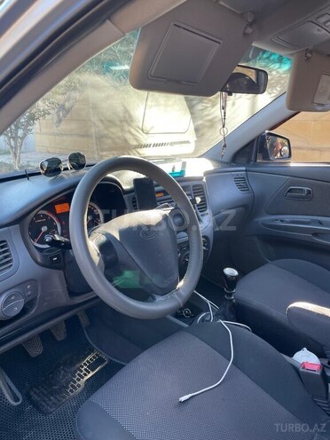 Kia Rio 2005, 440,000 km - 1.5 l - Salyan