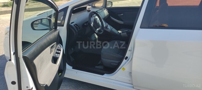 Toyota Prius 2015, 289,682 km - 1.8 л - Bakı