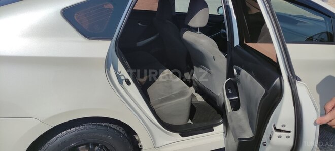 Toyota Prius 2015, 289,682 km - 1.8 л - Bakı