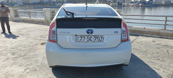 Toyota Prius 2015, 289,682 km - 1.8 л - Bakı