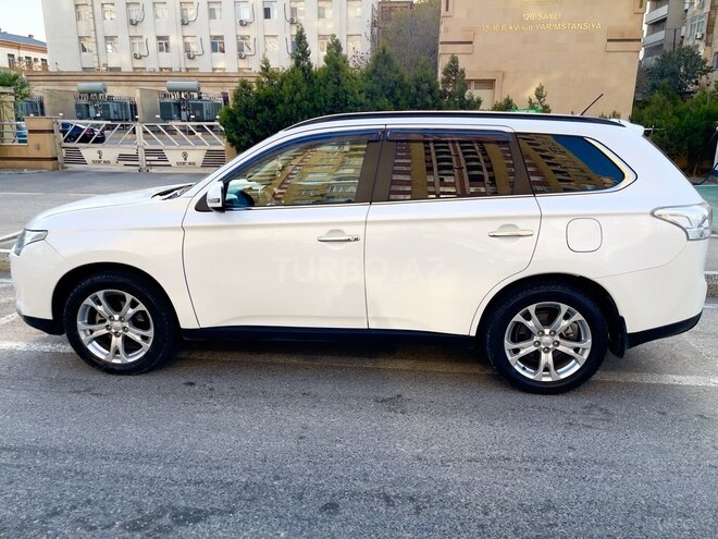 Mitsubishi Outlander 2014, 183,000 km - 2.4 l - Bakı