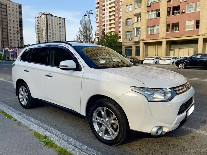 Mitsubishi Outlander 2014, 183,000 km - 2.4 l - Bakı
