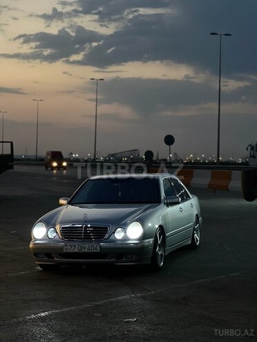 Mercedes E 220 d 2001, 270,000 km - 2.2 l - Astara