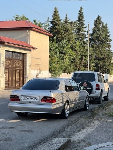 Mercedes E 220 d 2001, 270,000 km - 2.2 l - Astara