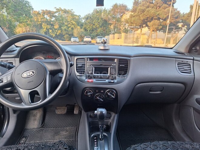 Kia Rio 2011, 140,000 km - 1.4 l - Bakı