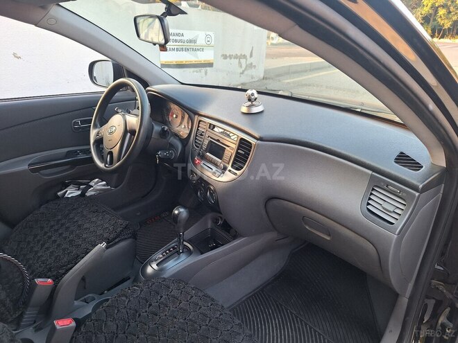 Kia Rio 2011, 140,000 km - 1.4 l - Bakı
