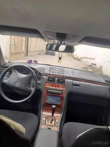 Mercedes E 270 1999, 560,000 km - 2.7 l - Bakı