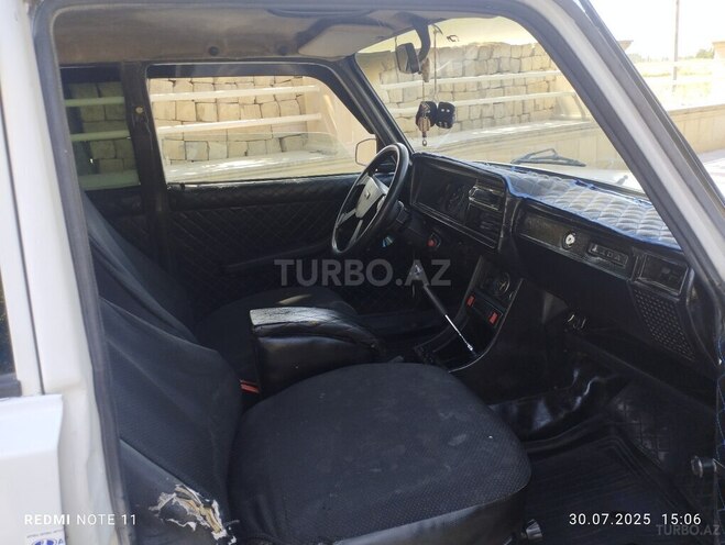 LADA (VAZ) 2107 2001, 100,000 km - 1.6 л - Qazax