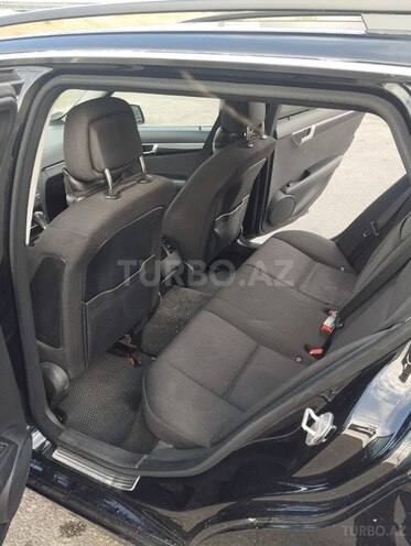 Mercedes C 220 d 2010, 338,000 km - 2.2 л - Bakı