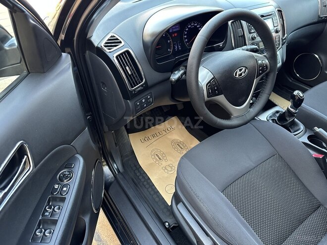 Hyundai i30 2010, 240,000 km - 1.6 l - Bakı